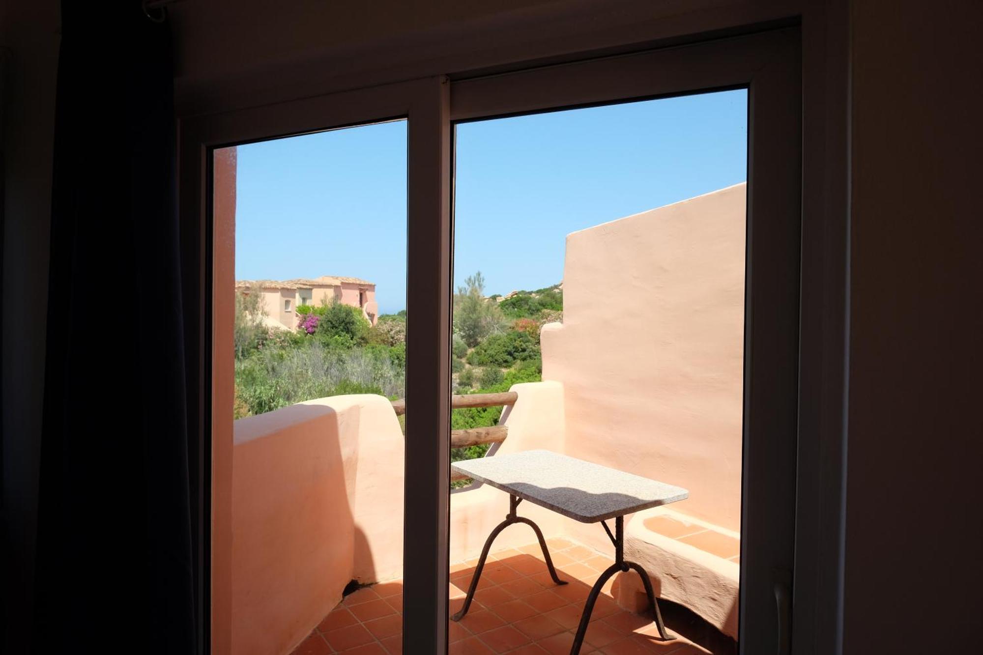 Calarossa Sardinia Apartments Isola Rossa Exterior foto